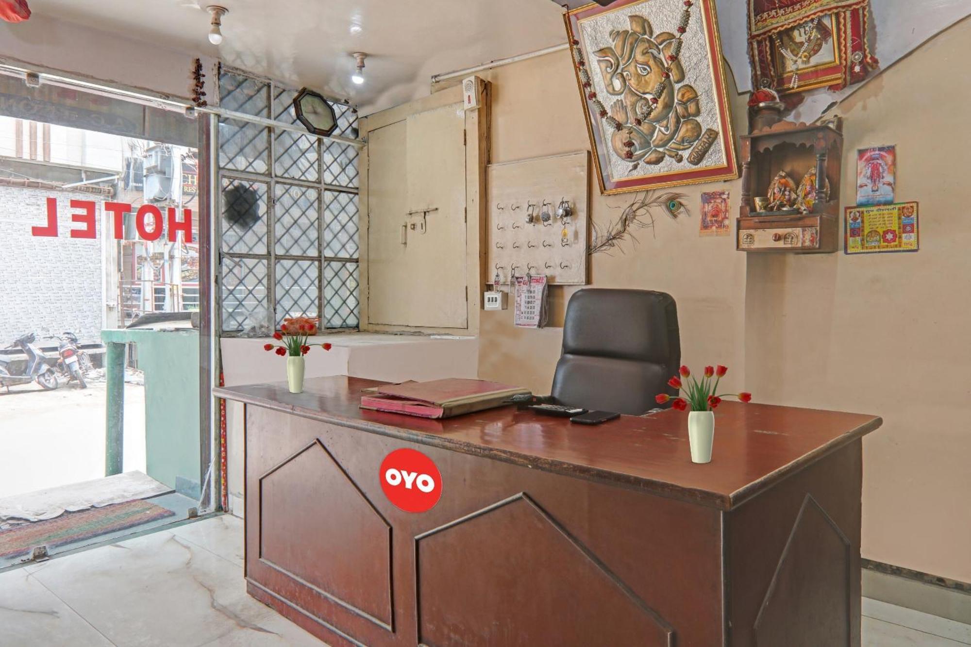 Flagship Hotel Narayani Palace Kanpur Ngoại thất bức ảnh